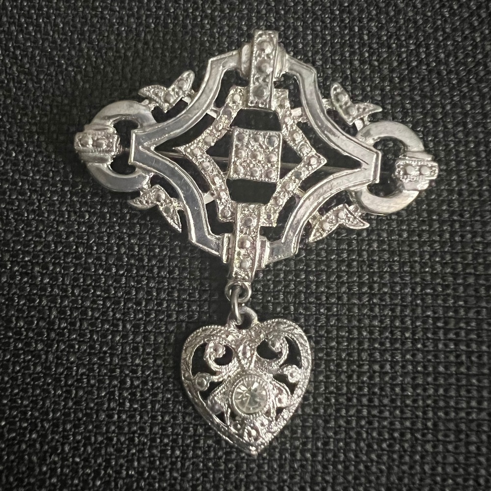 Vintage Silver Tone Filigree Heart Dangle Brooch Pin Rhinestone 2.25" Victorian